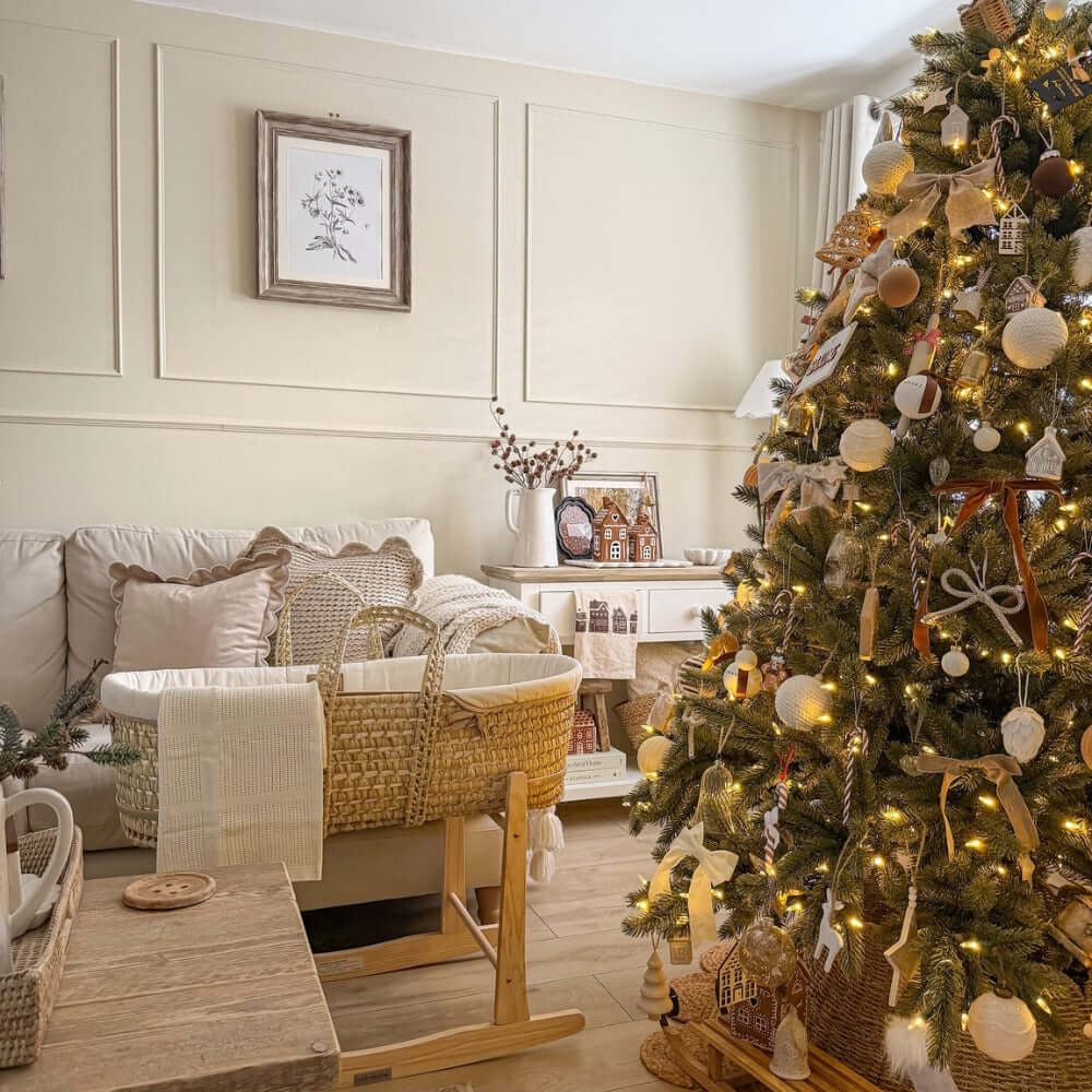 Magical Moments: Celebrating Baby's First Christmas