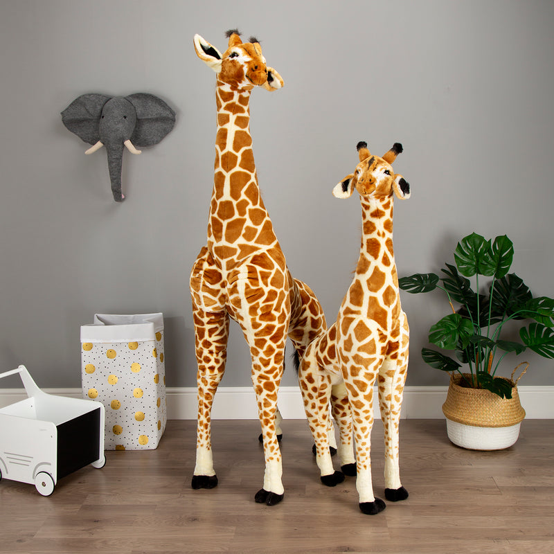 The Childhome Standing Giraffe in two different sizes standing next to each other | Toys | Baby Shower, Birthday & Christmas Gifts - Clair de Lune UK