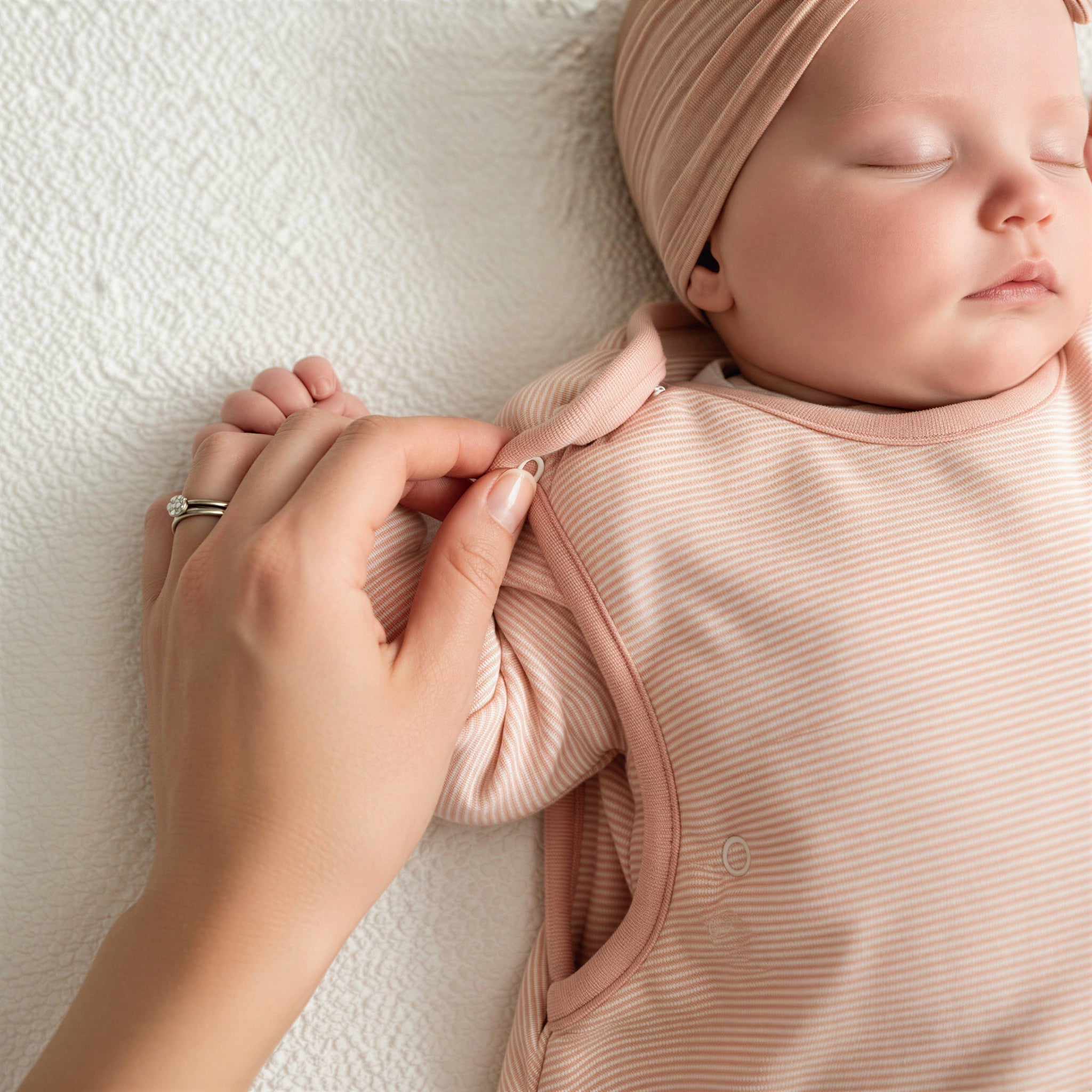 The Ultimate Sleep Essentials Checklist from Clair de Lune, East Coast and GrowGrows
