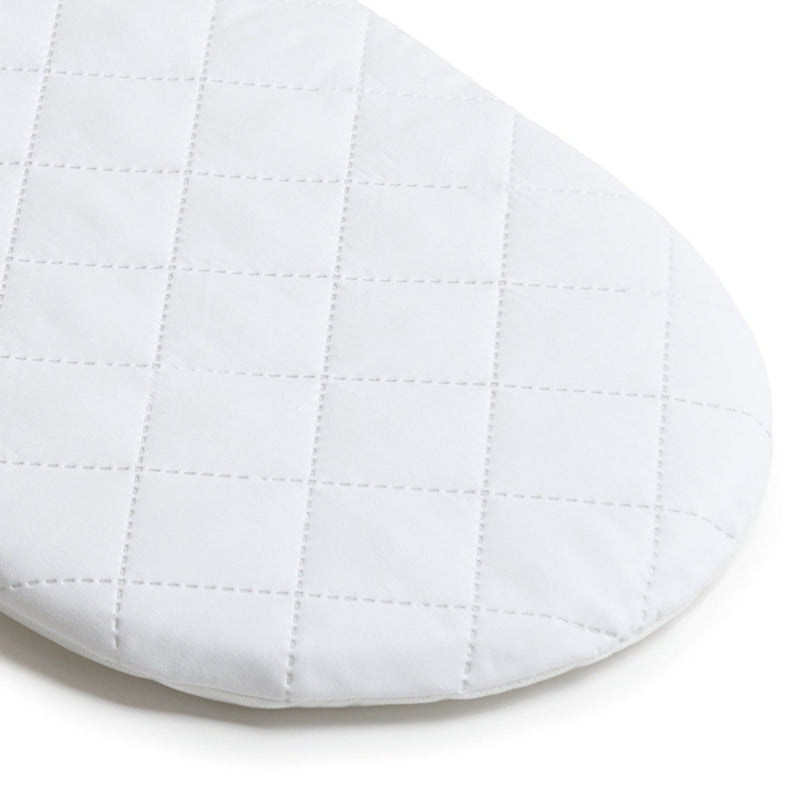 The quilted cover of the Quilted Microfibre Wicker Moses Basket Mattress (65 x 28 cm) | Moses Basket Mattresses | Newborn Bedding - Clair de Lune UK