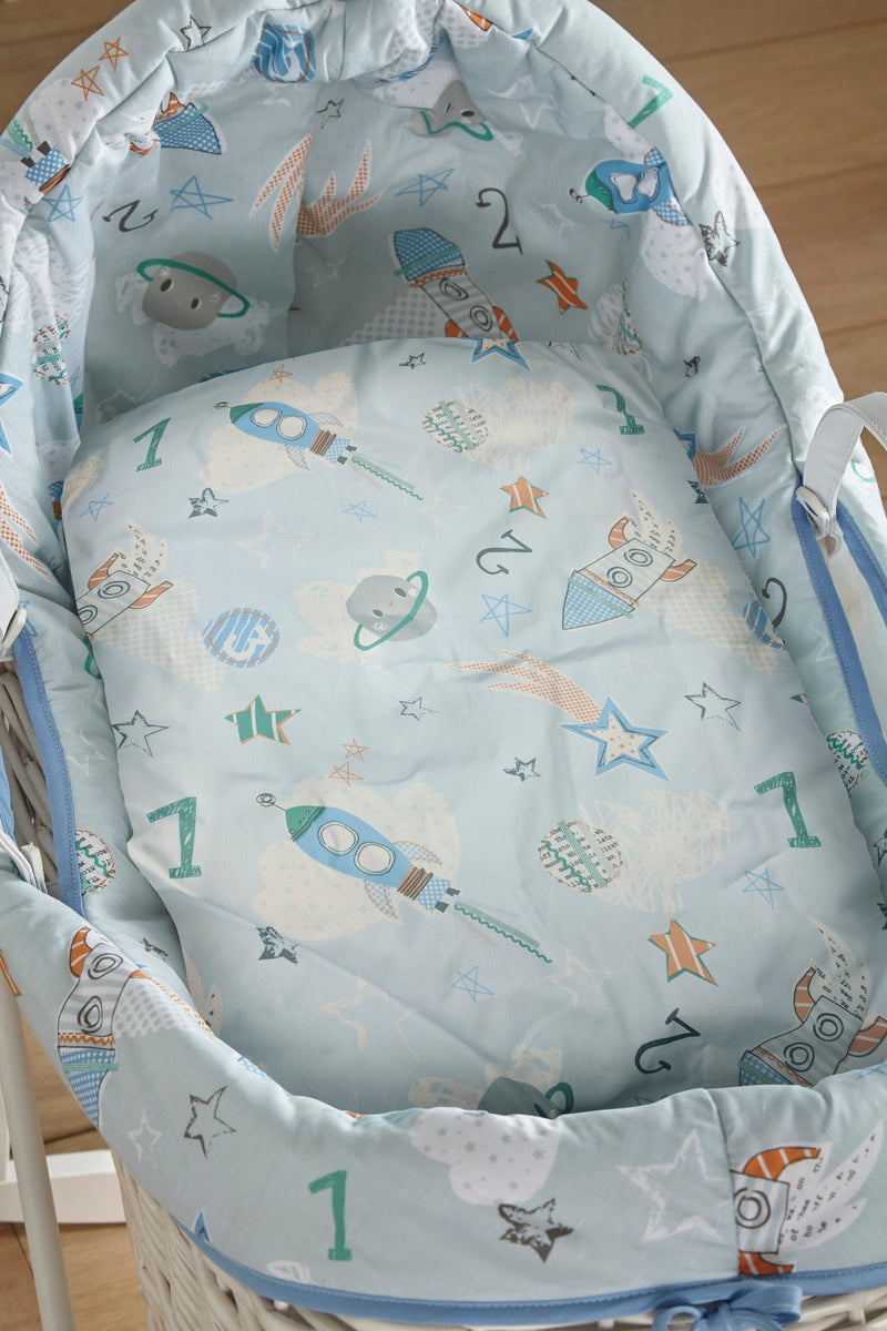 Parents eye view of the Forty Winks Wrapover Noah Pod | Bassinets & Moses Baskets - Clair de Lune UK