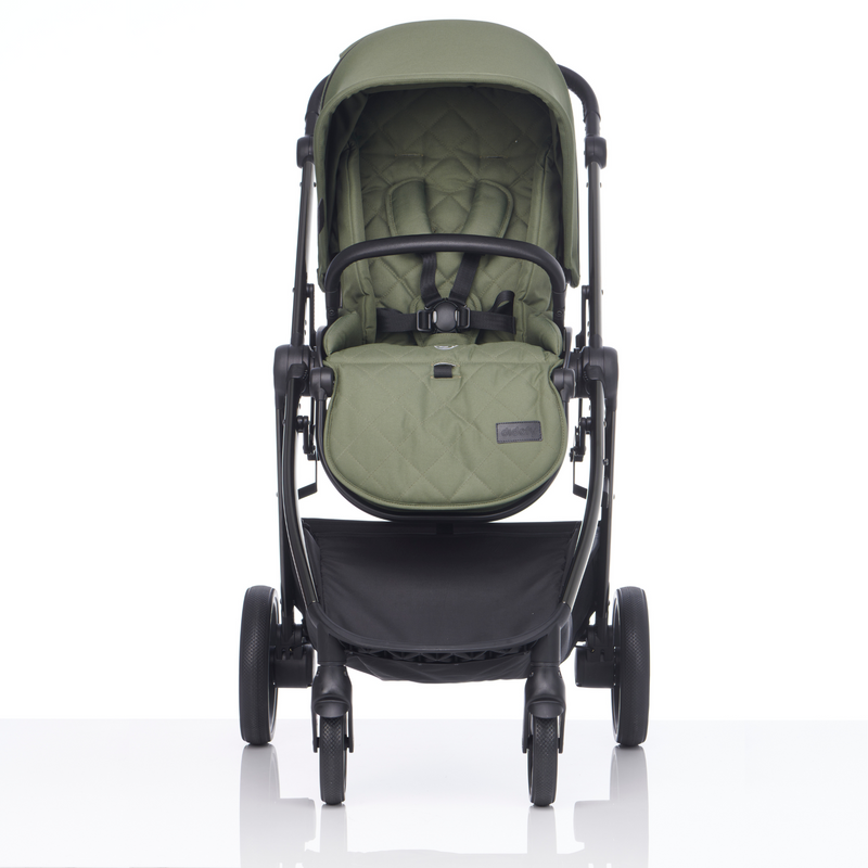 The comfortable footrest of the Didofy Green Stargazer Pushchair | Strollers, Pushchairs & Prams | Pushchairs, Carrycots & Car Seats Baby | Travel Essentials - Clair de Lune UK