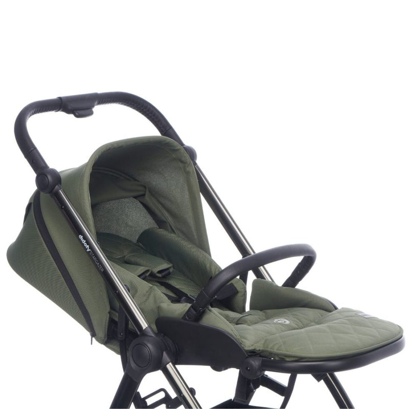 The adjustable footrest of the Didofy Green Stargazer Pushchair | Didofy | Pushchairs and Travel Systems | Baby & Kid Travel - Clair de Lune UK
