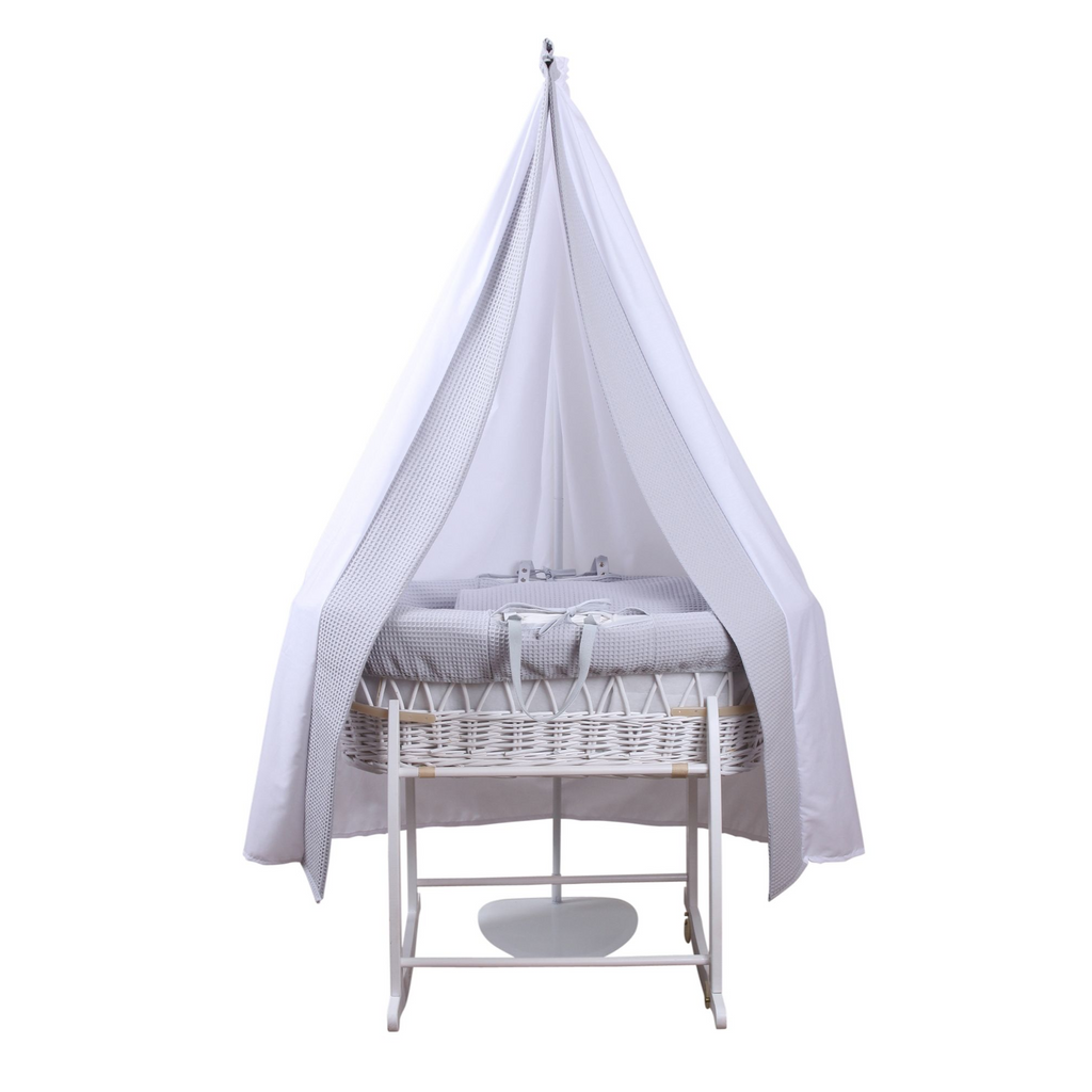 Moses basket online with drapes