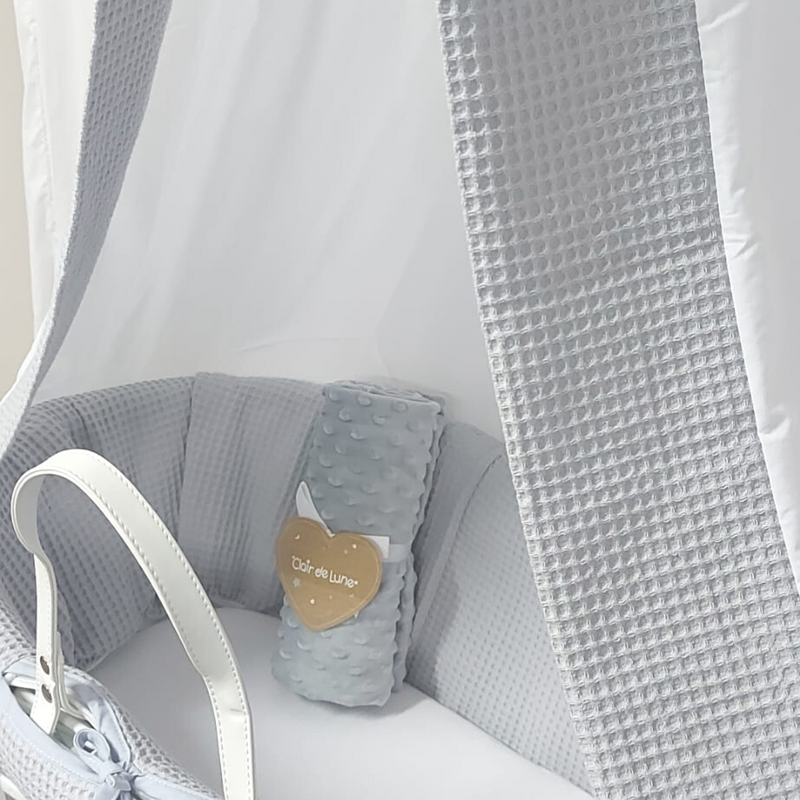 Special Buy - Grey Waffle Frosted White Wicker Moses Basket With Stand and Drape Set with the dimple baby blanket inside | Baby First Bed Bundles - Clair de Lune UK